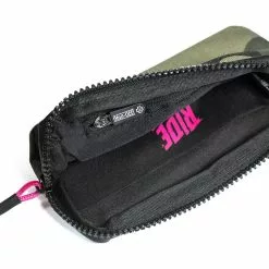 Muc-Off Essentials Case Werkzeugtasche -Duracell Verkäufe 402356
