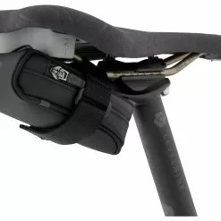 BBB CombiSet RacePack BSB-55 Satteltasche + Werkzeugset -Duracell Verkäufe 434382